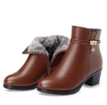 Bota Feminina em Couro Peluciada - CozyChic - Site compre mais