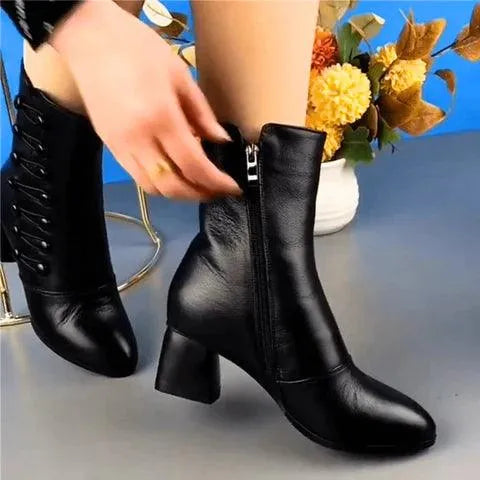 Bota Feminina Italiana em Couro - BellaVita - Site compre mais