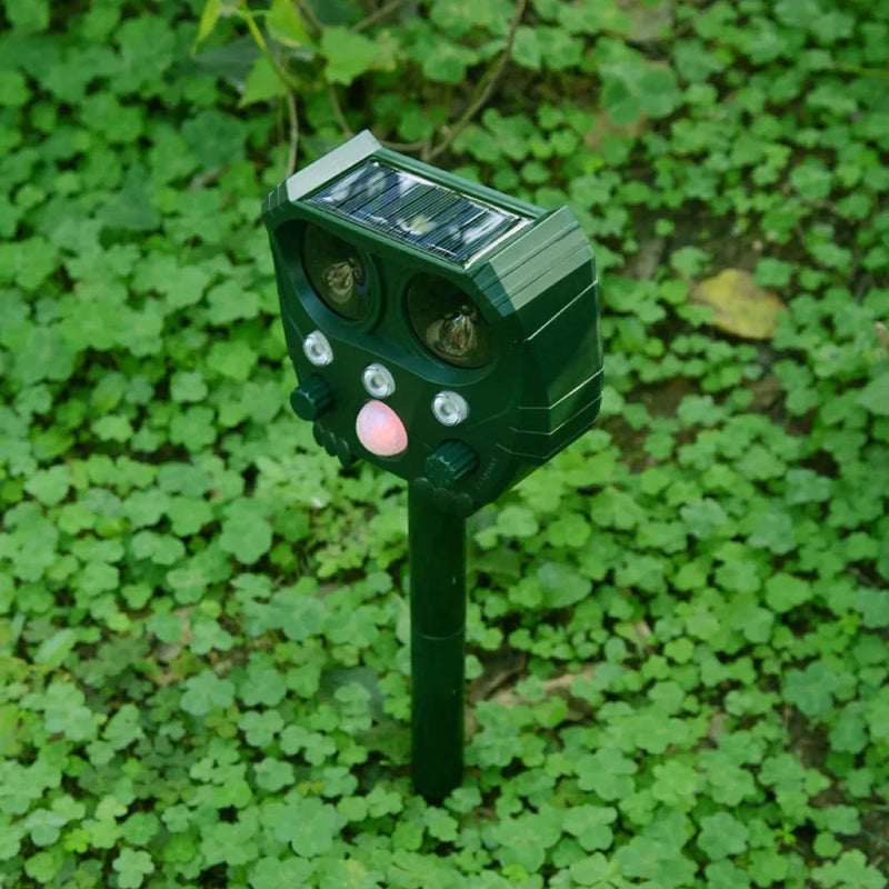 Repelente Solar de Animais e Pragas Ultra Sônico Impermeável - PestFree - Site compre mais